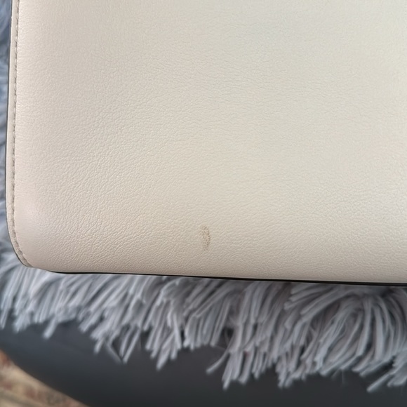 Tori Burch Lee Radziwill Double Medium Bag in gorgeous cream-colored leather!! - Picture 7 of 11